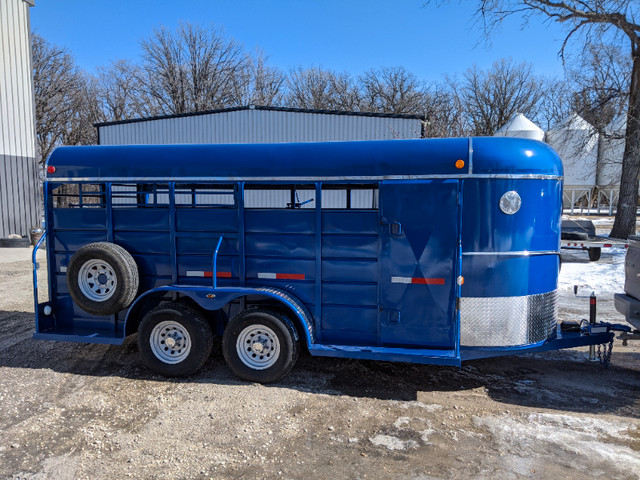 16 foot livestock trailer in Cargo & Utility Trailers in Winnipeg - Image 3