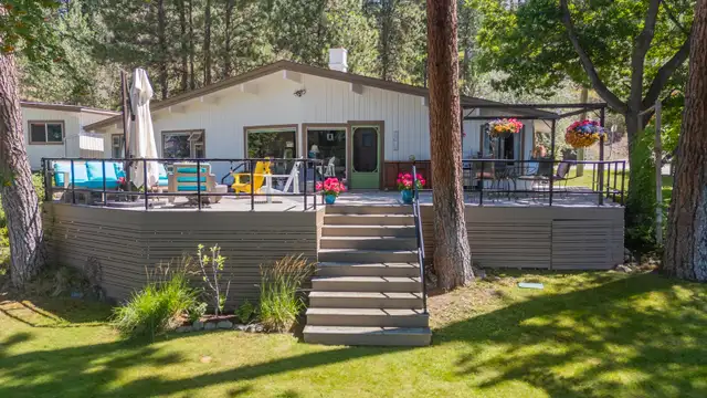 Lakefront Gem in Houses for Sale in Kelowna - Image 6