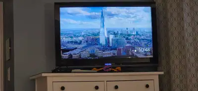 Toshiba 37" LCD TV, View more