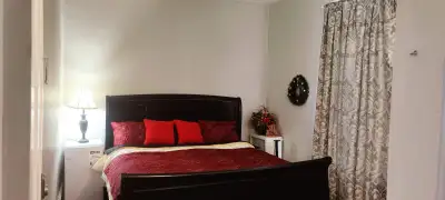 master bedroom  400 sf ,4 pcs bathroom , male worker or student
