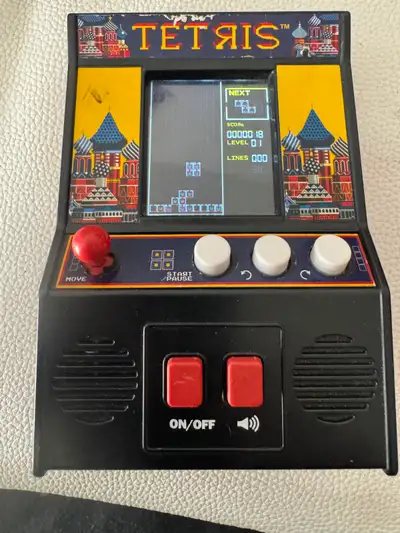 TETRIS VIDEO GAME, WORKS PERFECT, 20$ FIRM, AHUNTSIC P/U, View more