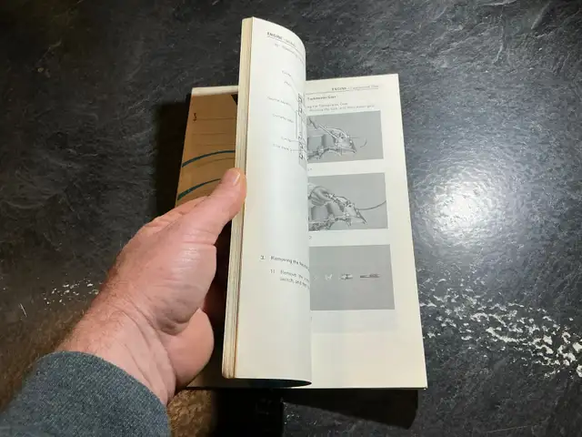 1972 Yamaha R5-C Service Manual R5C 350 Street Motorcycle in Non-fiction in Parksville / Qualicum Beach - Image 10