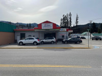 Commercial building for sale 