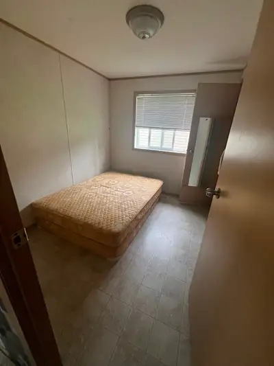I am offering a clean and simple room for rent with private bathroom, perfect for someone looking fo...