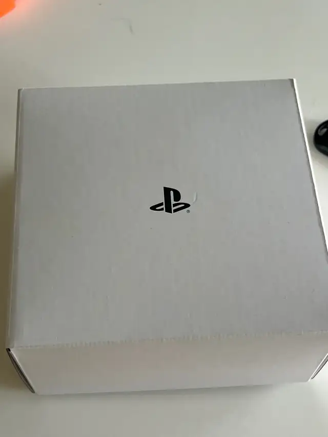 PlayStation Pro Controller never used64634280135299122