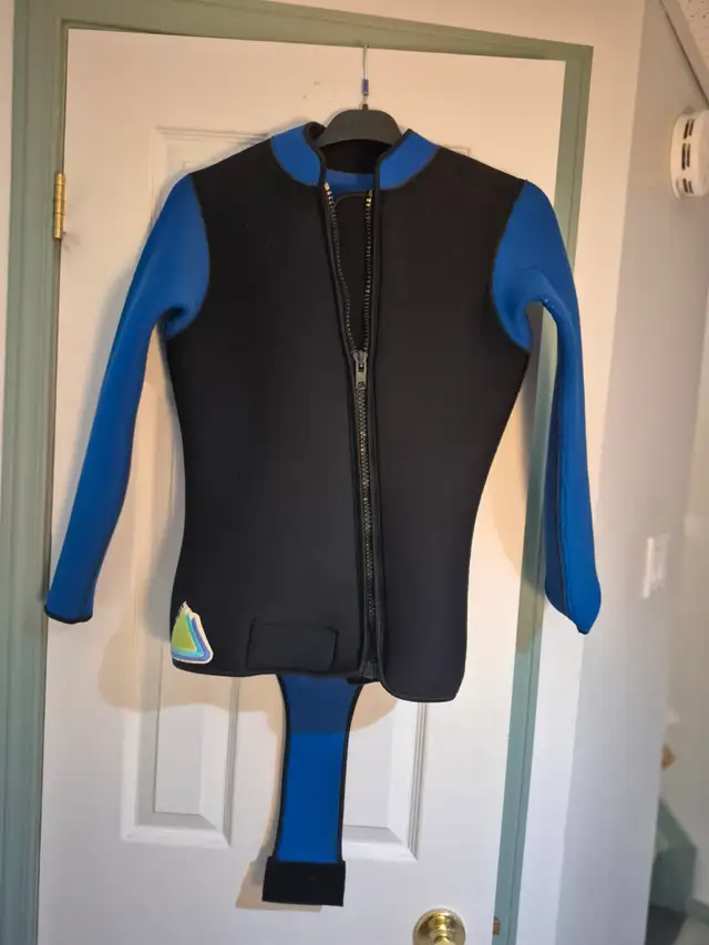 Men's or Ladies Wetsuit in Water Sports in Ottawa - Image 6