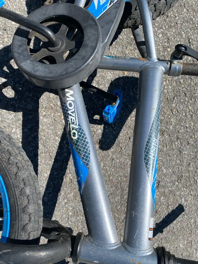 Movelo Rush 12 Inch Bike in Kids in City of Montréal - Image 4