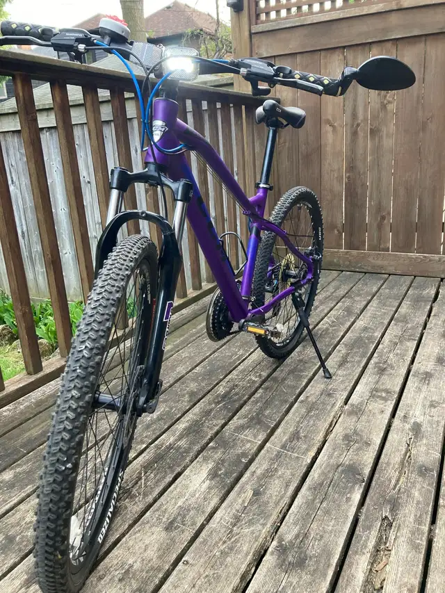 CCM 24 Speed Mountain Bike Ride Me Purple in Mountain in City of Toronto - Image 2