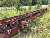 John Deere hay conveyer