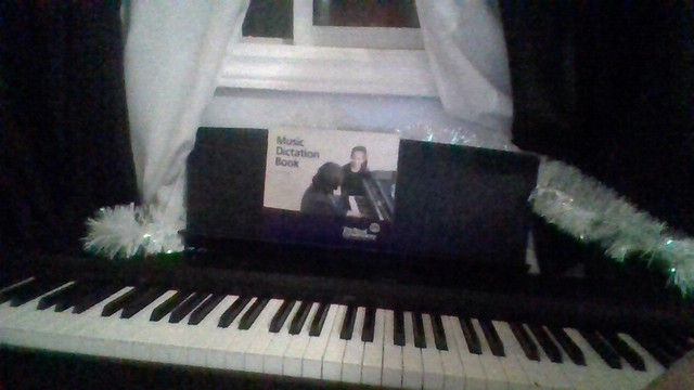 Keyboard Piano for Sale Yamaha in General Electronics in Ottawa