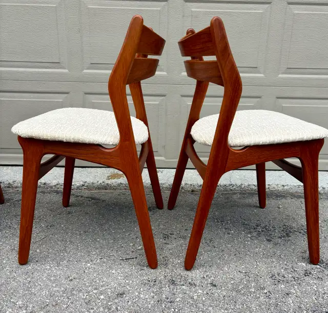 Teak Vintage Mid Century Modern Dining Chairs  in Dining Tables & Sets in Oshawa / Durham Region - Image 5