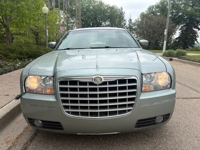 2005 Chrysler 300488621160856309762