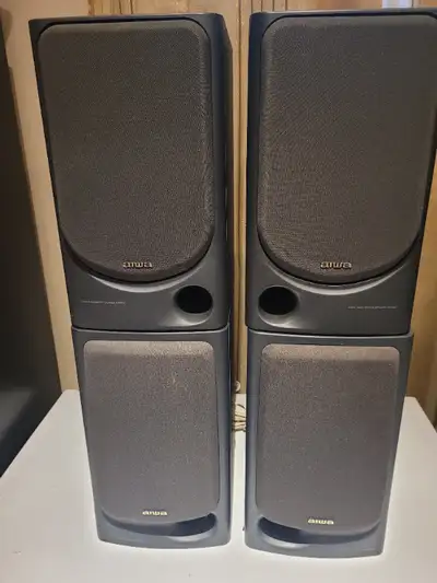 3-Way 4 Speakers AIWA (6 Ohm 40W) for Sale. Nice design, tested, great sound. These are powerful 3-W...