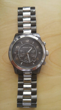 Michael Kors Runway Chronograph Two-tone Gunmetal Watch MK-8182