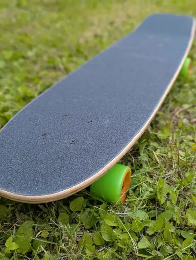 This is a hand crafted old school skateboard pressed with 40 tons hydrolic bottle jack. Pressed in c...