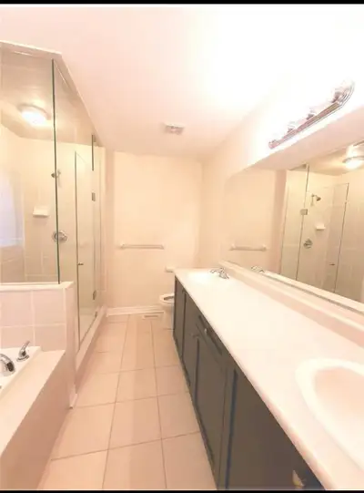 Detached house for rent Main intersection: Sandalwood and Veterans Brampton Contact: 647-625-8334