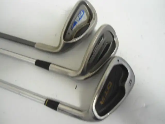 THREE MEN'S RIGHT HANDED GOLF CLUBS   3 in Golf in Sudbury - Image 4