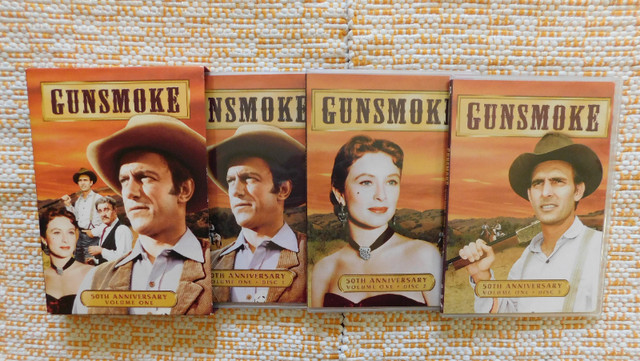 Gunsmoke TV Series DVD Set dans CD, DVD et Blu-ray  à Ouest de l’Île - Image 2