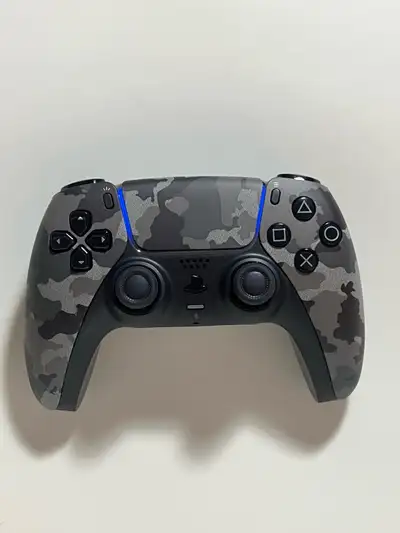 Manette PS5 en excellent état, View more