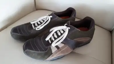 SOULIERS POUR HOMME, View more