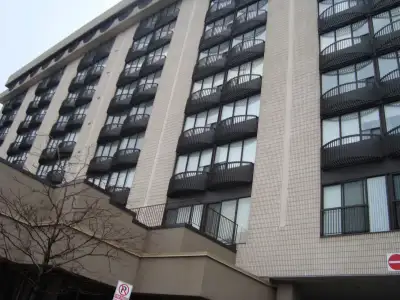 1 bed condo near keele and Wilson (401&Keele) close to Humber Hospital,York University,York DaleMall