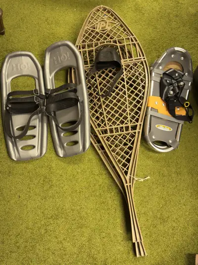 Snow shoes one set brand new never used., View more
