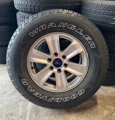 Set of 4 Size: 265/70R17 Bolt pattern: 6*135 Tires should be changed Rims are in great condition No...