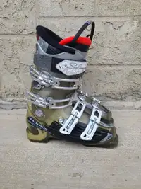 Salomon ski boots 24.5