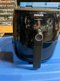 Philip’s HD974 X Air Fryer