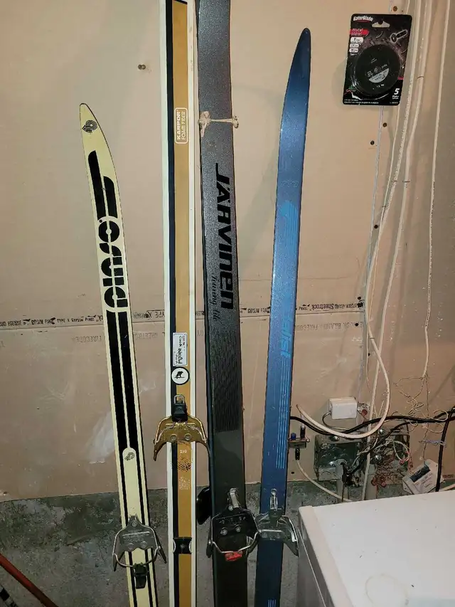 cross-country skis in Other in Ottawa - Image 3