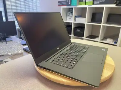 Dell Precision 5520 Laptop, View more