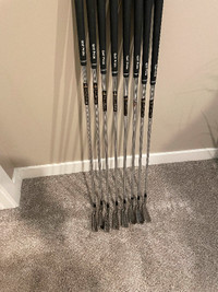 Tommy Armour 845 irons