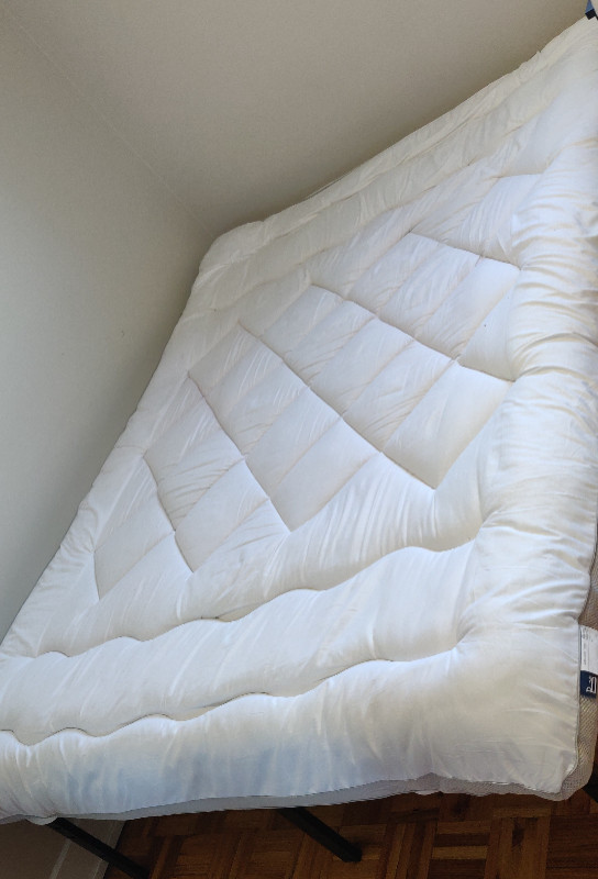 6'' Queen Mattress with topper and metal bed frame for sale $250 in Beds & Mattresses in Kingston