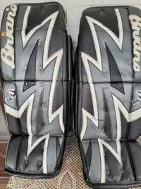 HIGH END GOALIE AND EQUIPMENT