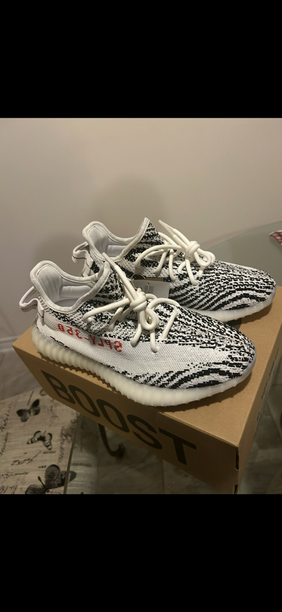 New never worn Yeezy Zebra size 6.5, View more