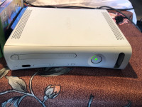 Xbox 360 White 120GB 12 Games 