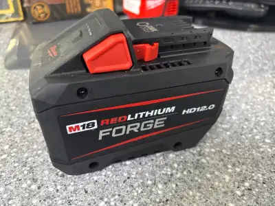 Milwaukee 18V 12AH forge battery, View more