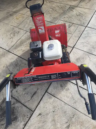 Honda HS55 Snowblower, View more