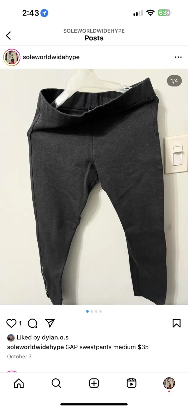 GAP sweatpants medium $35 in Women's - Bottoms in City of Toronto - Image 2