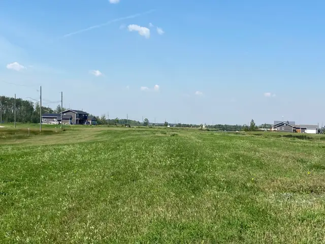 Waterfront Lots for Sale in Land for Sale in City of Toronto - Image 9