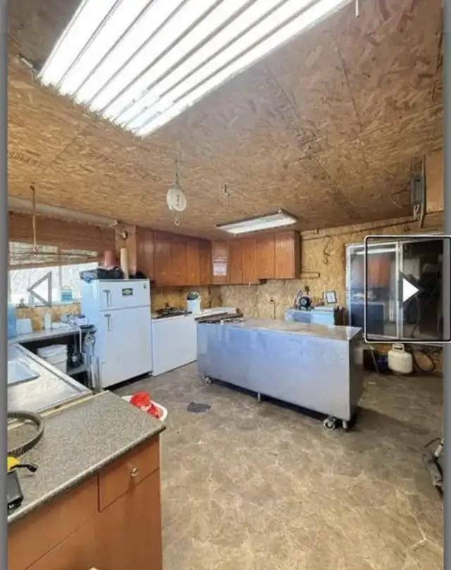 17 acre private acreage - east of Endeavour, SK  in Houses for Sale in Saskatoon - Image 9