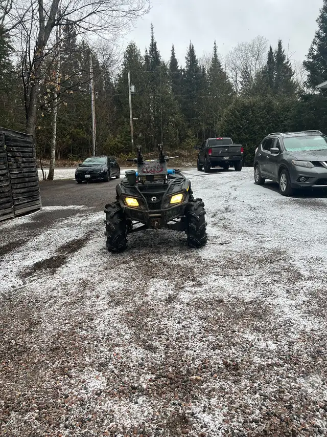 2009 Can Am Outlander 800r in ATVs in North Bay - Image 4