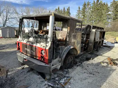 1988 Mack Fire Truck, 1500 gpm pump, 5 speed transmission, Onan generator Truck value is $20k in par...