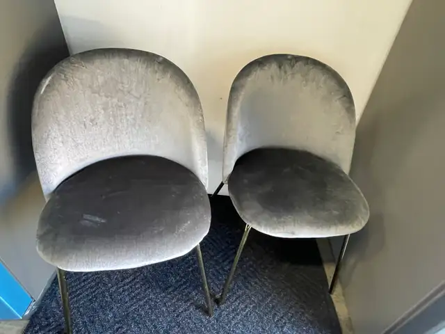 NEW 2 Upholstery Grey Dining Chairs (Gold Legs)   in Chairs & Recliners in London - Image 4