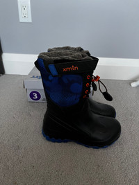 Brand New Boy’s xmtn Winter Boots - Size 3