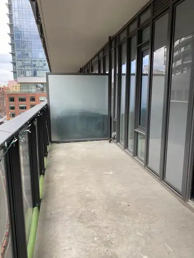 Toronto Downtown one bedroom plus Den condo for rent