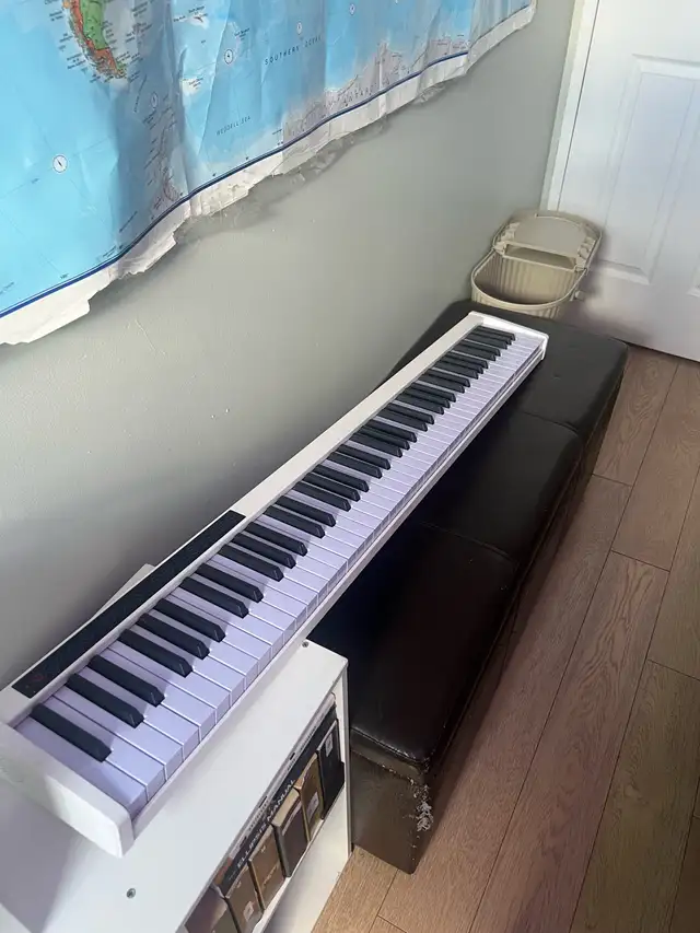 88 Key Digital Piano MIDI Keyboard in Pianos & Keyboards in City of Toronto - Image 2
