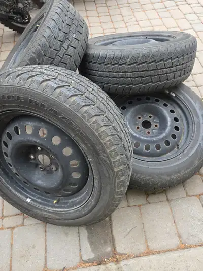 SET 1 $725 - First 4 photos Toyota Highlander winter set Sailun Ice Blazer 245 60 18 105T Tread 11/3...