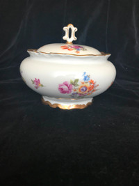 BONBONIERE /REICHENBACH/PORCELAINE/VINTAGE/CANDIDISH