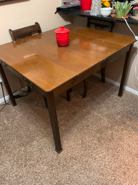 Size adjustable Table